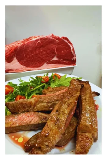 Tagliata cruda e cotta impiattata antichi sapori cupra marittima