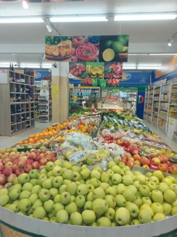 frutta fresca supermercato girna srl s-italy