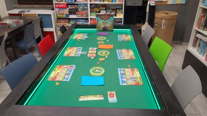 tavolo per giochi da tavolo ludoteca giochi e gioco